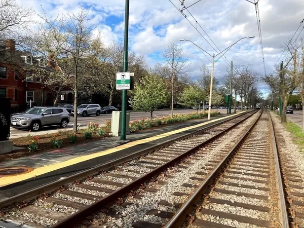 $4,950 | 36 Beaconsfield Road, Unit 2, Brookline, MA 02445