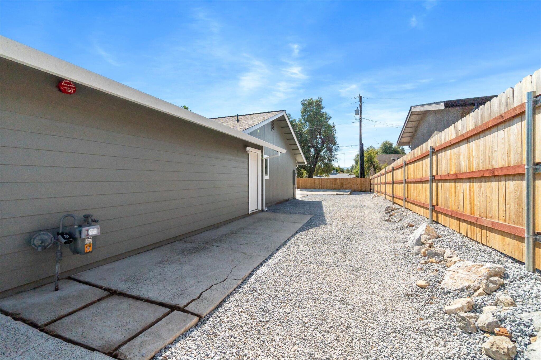 3276 School Street Redding, CA 96002 - Photo 25 of 36