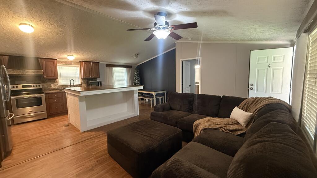 198 Hurricane Branch Road Jesse, WV 24849 - Photo 10 of 20 Gallery Image 10
