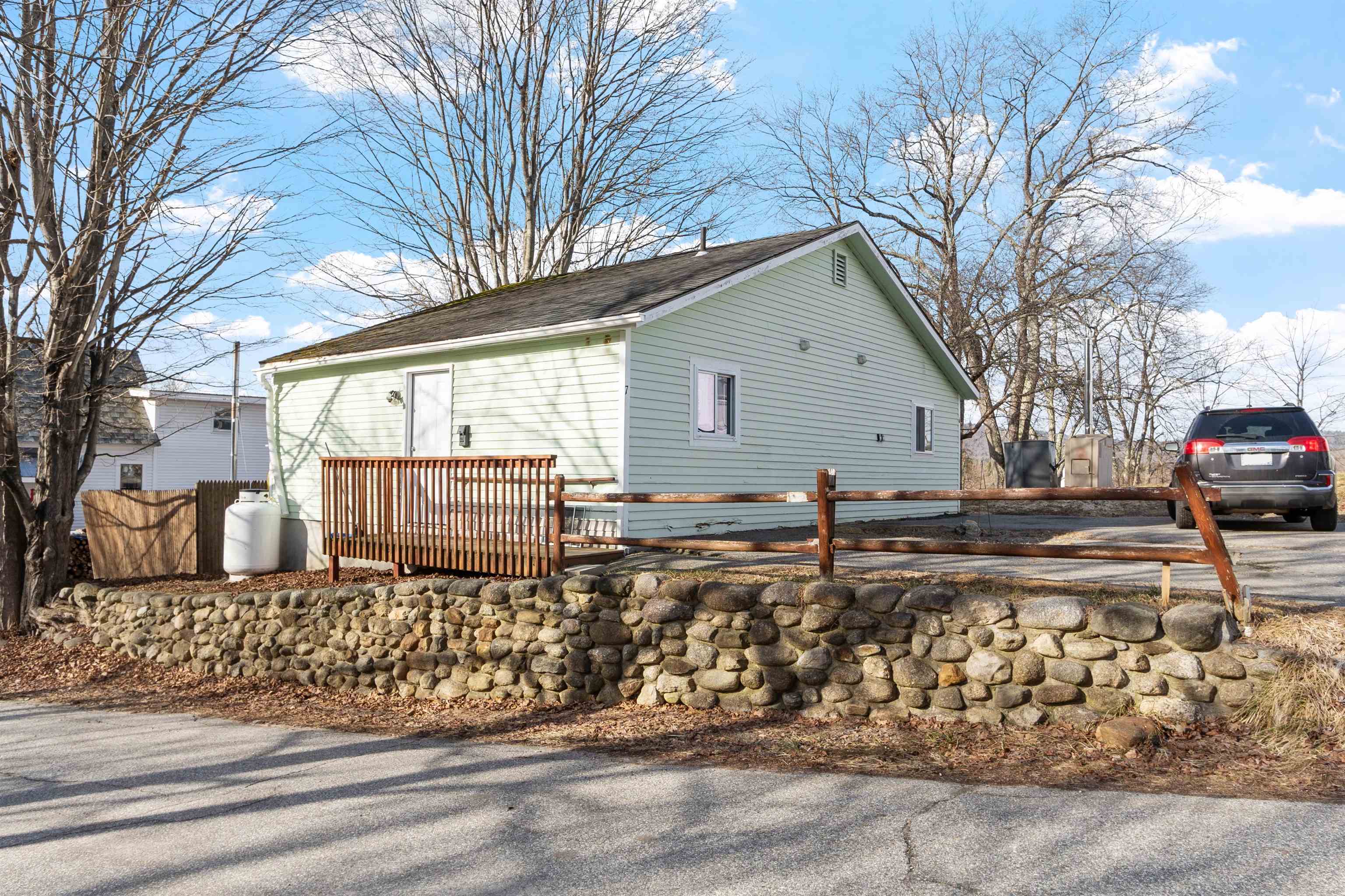 15 High Street Winchester, NH 03470 - Photo 7 of 15 Gallery Image 7