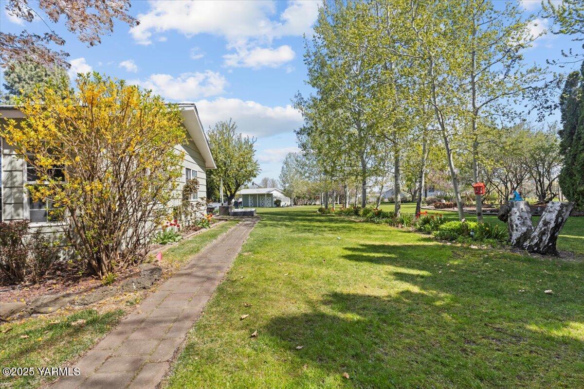 10401 North 1739 Pr Road Grandview, WA 98930 - Photo 59 of 80 77-10401 1739th-084