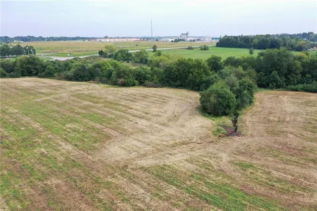 $1,400,000 | 20530 North Webster Street, Spring Hill, KS 66083