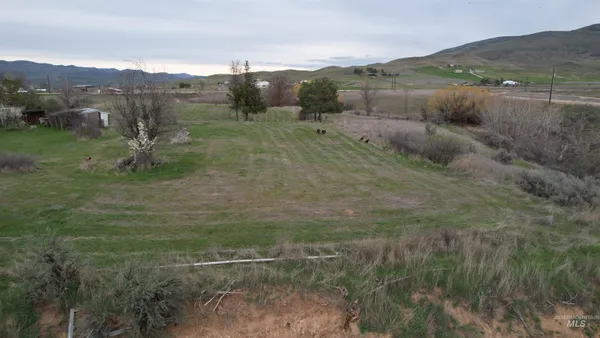 $725,000 | 9845 N Highway, Horseshoe Bend, ID 83629