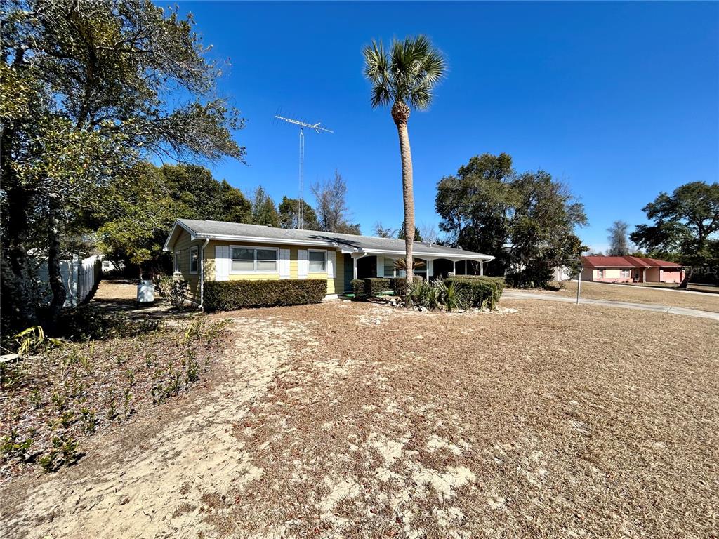 3915 Southwest 139th St Road Ocala, FL 34473 - Photo 4 of 37