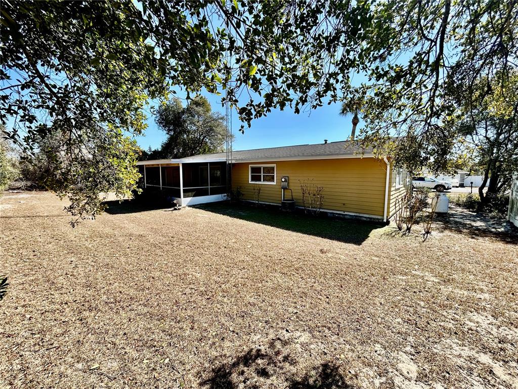 3915 Southwest 139th St Road Ocala, FL 34473 - Photo 9 of 37