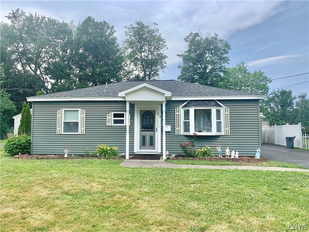 53 Pinecrest Road Whitestown, NY 13492 - Photo 3 of 33 Come on in and take a look.