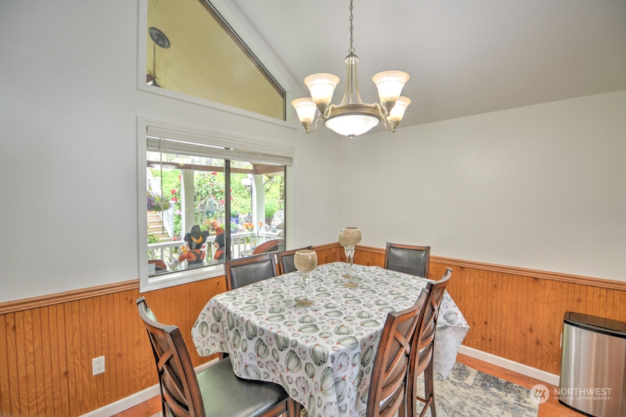 10335 Mullen Road Southeast Olympia, WA 98513 - Photo 7 of 35 Gallery Image 7