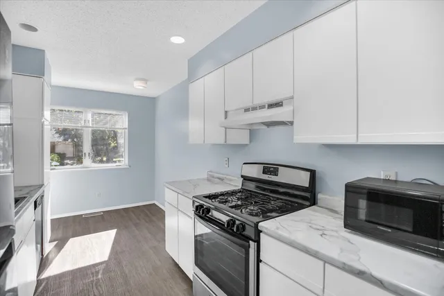 $135,000 | 1310 Brighton Drive, Unit 1310, Urbana, IL 61801