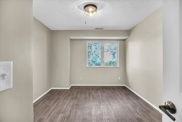 $135,000 | 1310 Brighton Drive, Unit 1310, Urbana, IL 61801