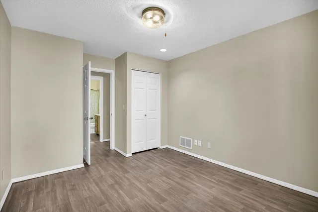 $135,000 | 1310 Brighton Drive, Unit 1310, Urbana, IL 61801