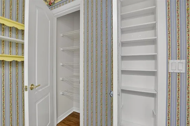 $824,900 | 1806 Chickasaw Trail, Valrico, FL 33596