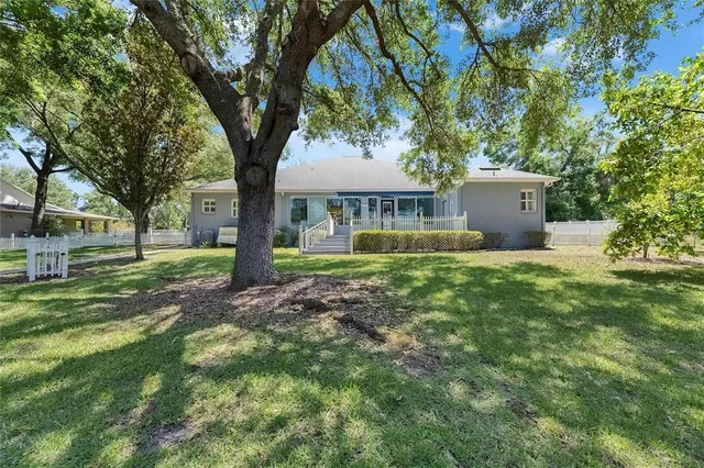 $824,900 | 1806 Chickasaw Trail, Valrico, FL 33596