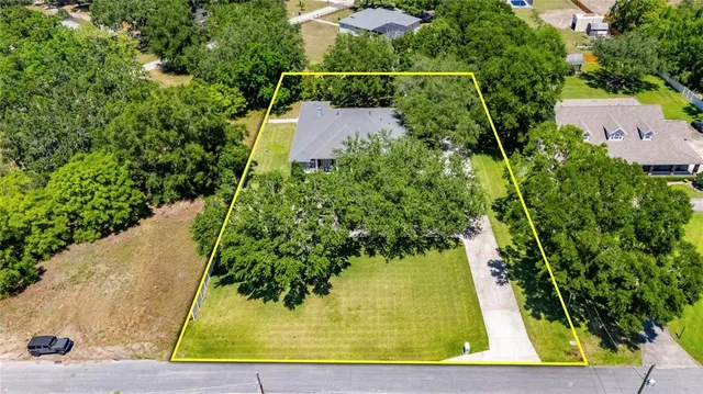 $824,900 | 1806 Chickasaw Trail, Valrico, FL 33596