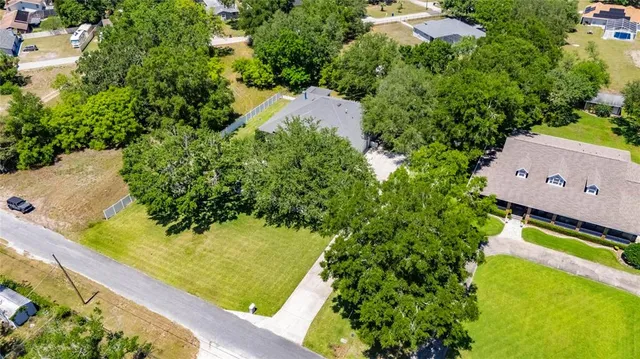 $824,900 | 1806 Chickasaw Trail, Valrico, FL 33596