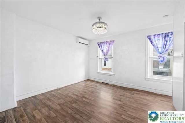 $240,000 | 640 North Lumber Street, Allentown, PA 18102