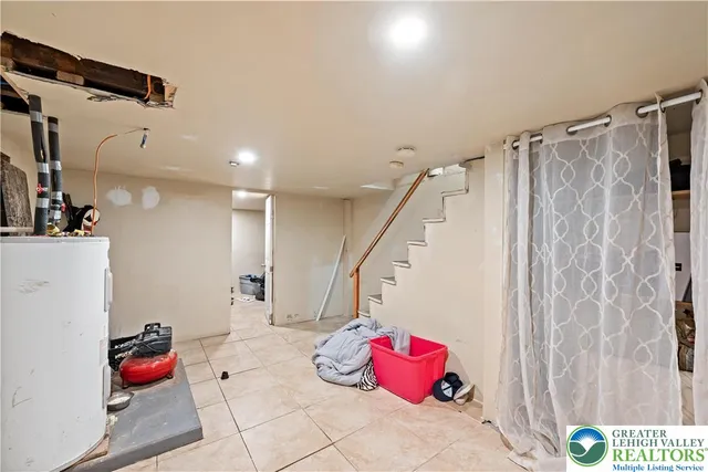 $240,000 | 640 North Lumber Street, Allentown, PA 18102