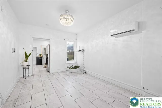 $240,000 | 640 North Lumber Street, Allentown, PA 18102