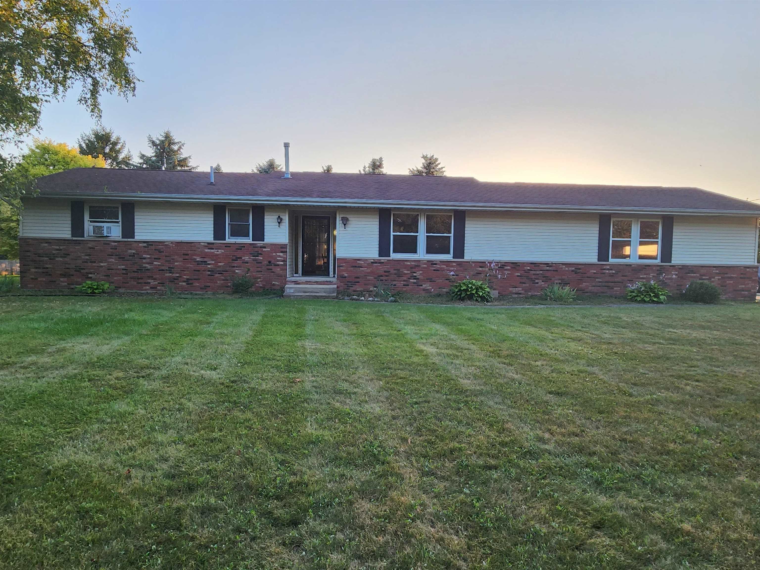 1850 South Quanicassee Road Reese, MI 48757 - Photo 1 of 40