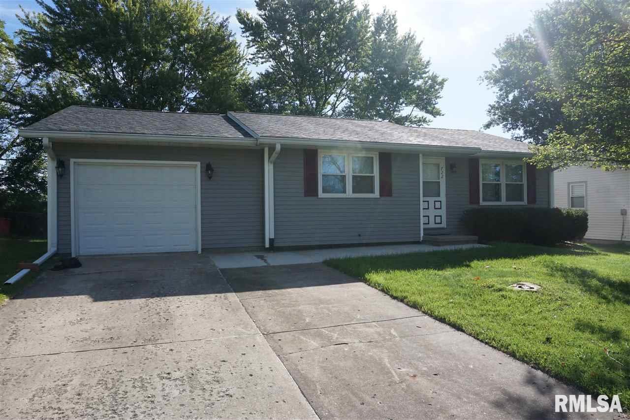722 Joliet Road Marquette Heights, IL 61554 - Photo 2 of 24 Gallery Image 2
