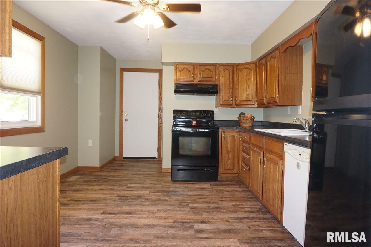 722 Joliet Road Marquette Heights, IL 61554 - Photo 3 of 24 Gallery Image 3