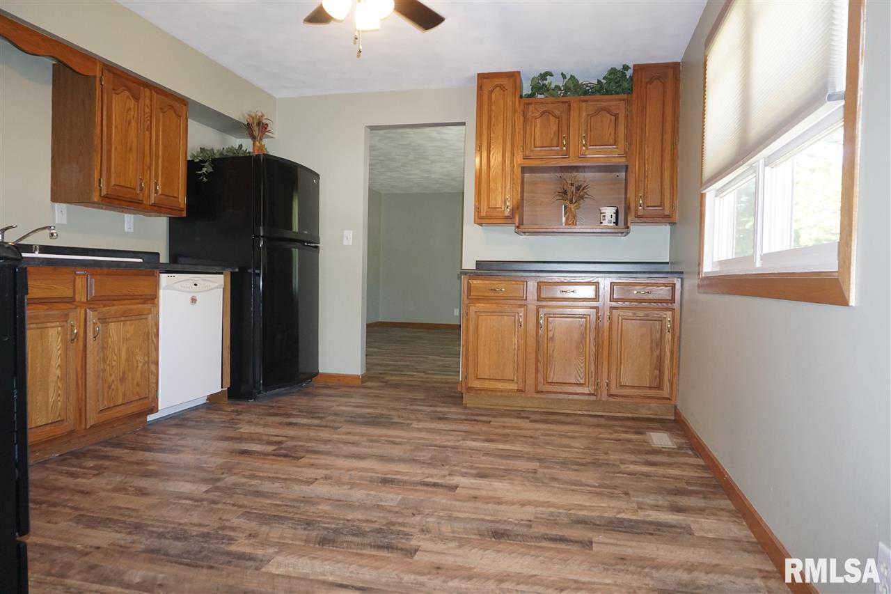 722 Joliet Road Marquette Heights, IL 61554 - Photo 4 of 24 Gallery Image 4