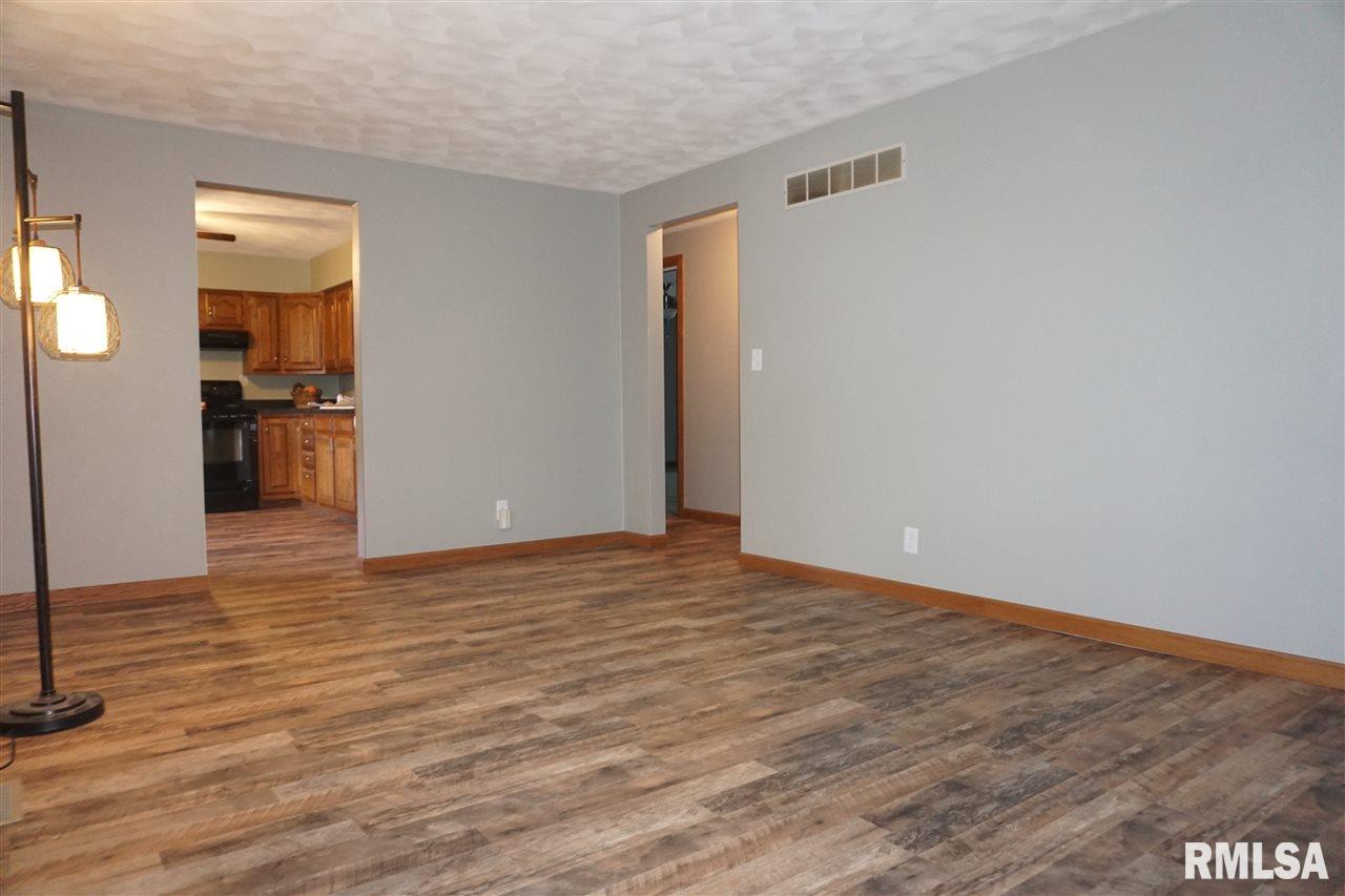 722 Joliet Road Marquette Heights, IL 61554 - Photo 8 of 24 Gallery Image 8