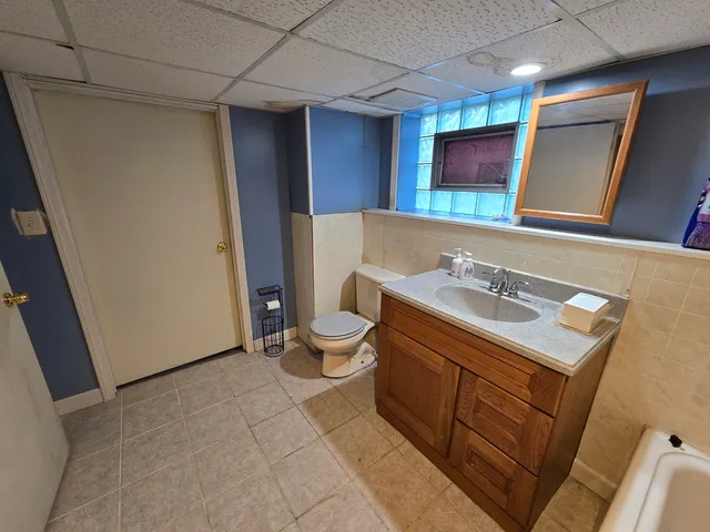 $269,000 | 15035 Harding Avenue, Midlothian, IL 60445