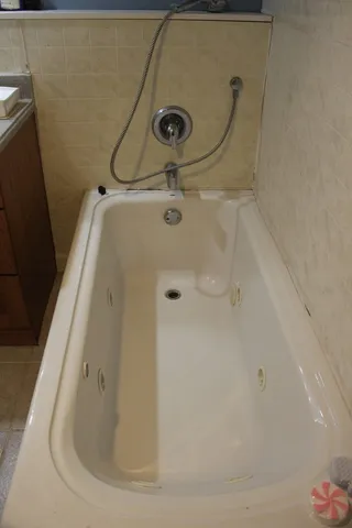 $269,000 | 15035 Harding Avenue, Midlothian, IL 60445