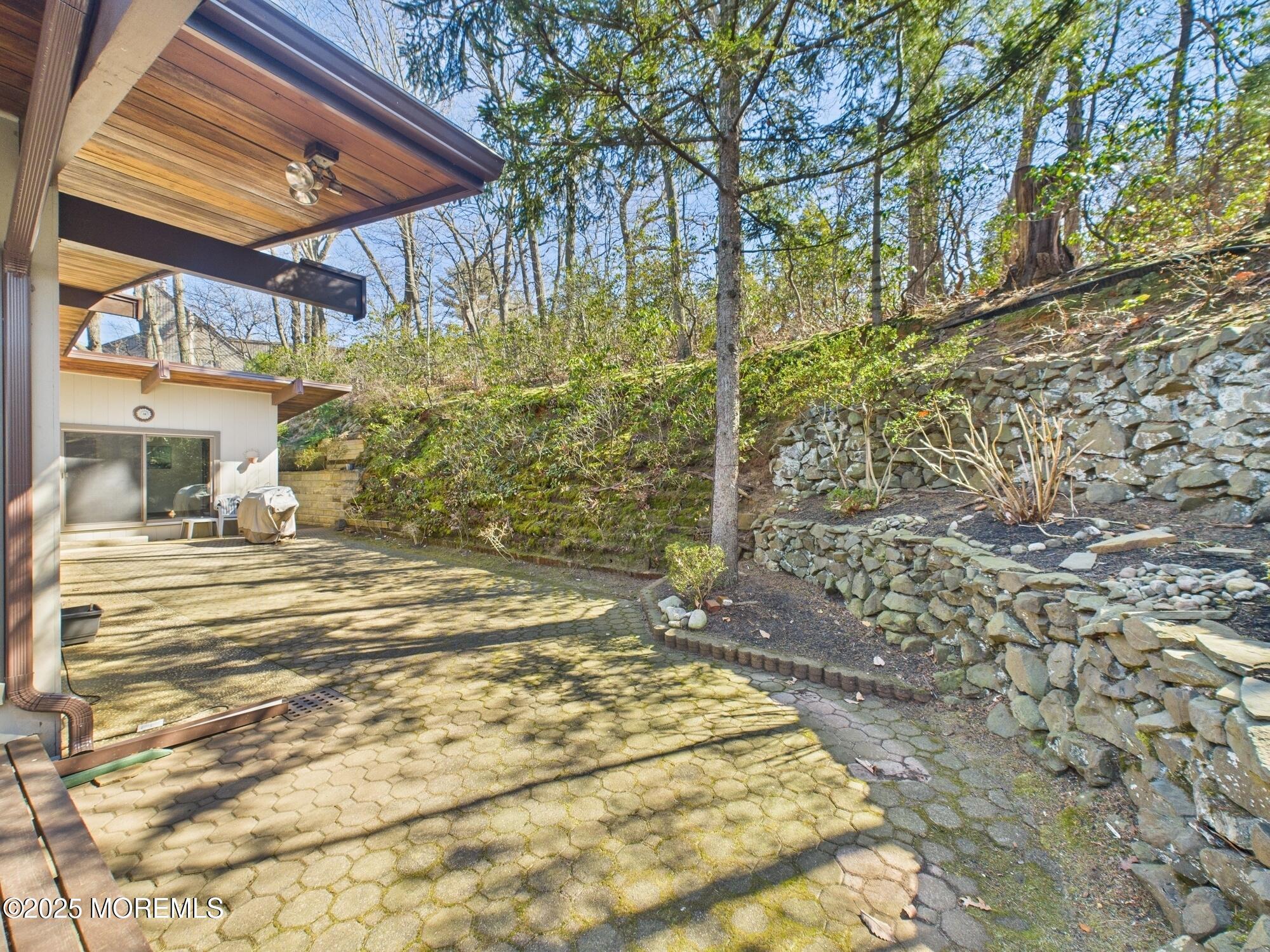 16 Belvidere Road Atlantic Highlands, NJ 07716 - Photo 35 of 51 Grounds