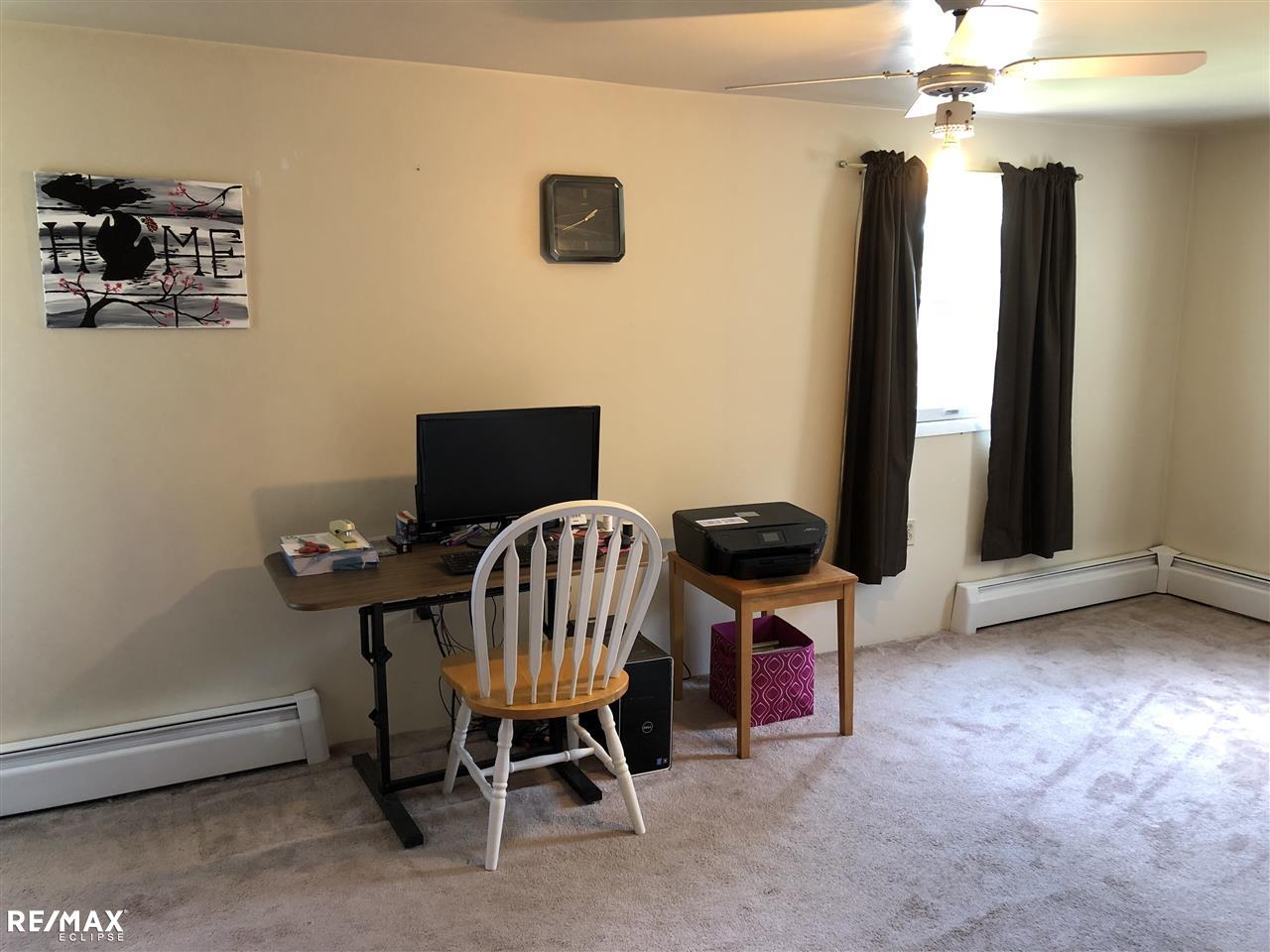 3804 Dearborn Avenue Rochester, MI 48309 - Photo 10 of 22 31372955-9.JPG