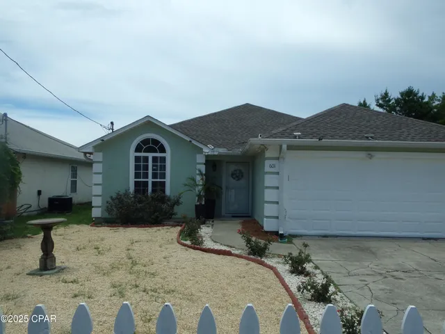 $466,700 | 601 Dolphin Drive, Panama City Beach, FL 32413