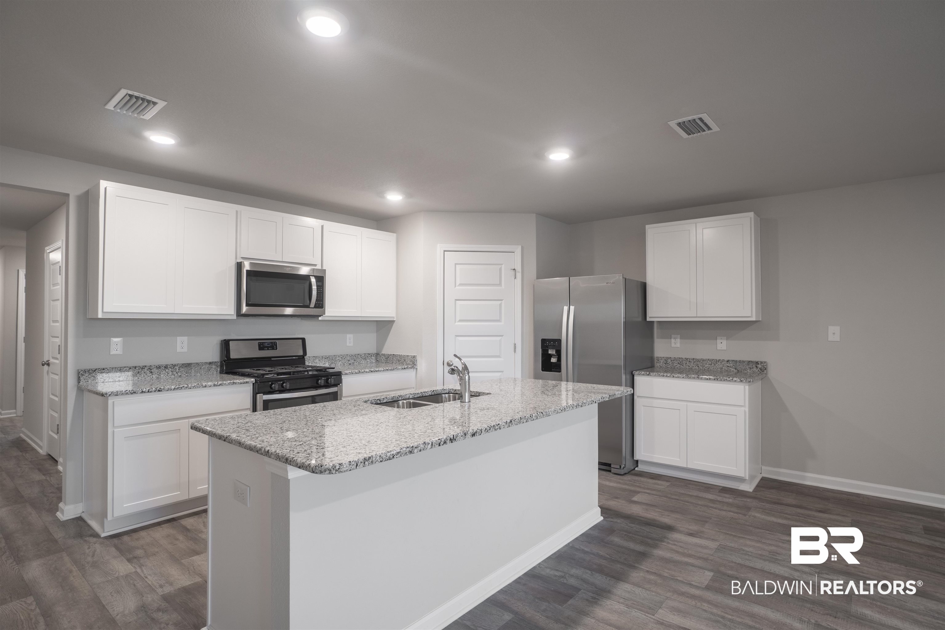 8123 Irwin Loop Daphne, AL 36526 - Photo 6 of 32