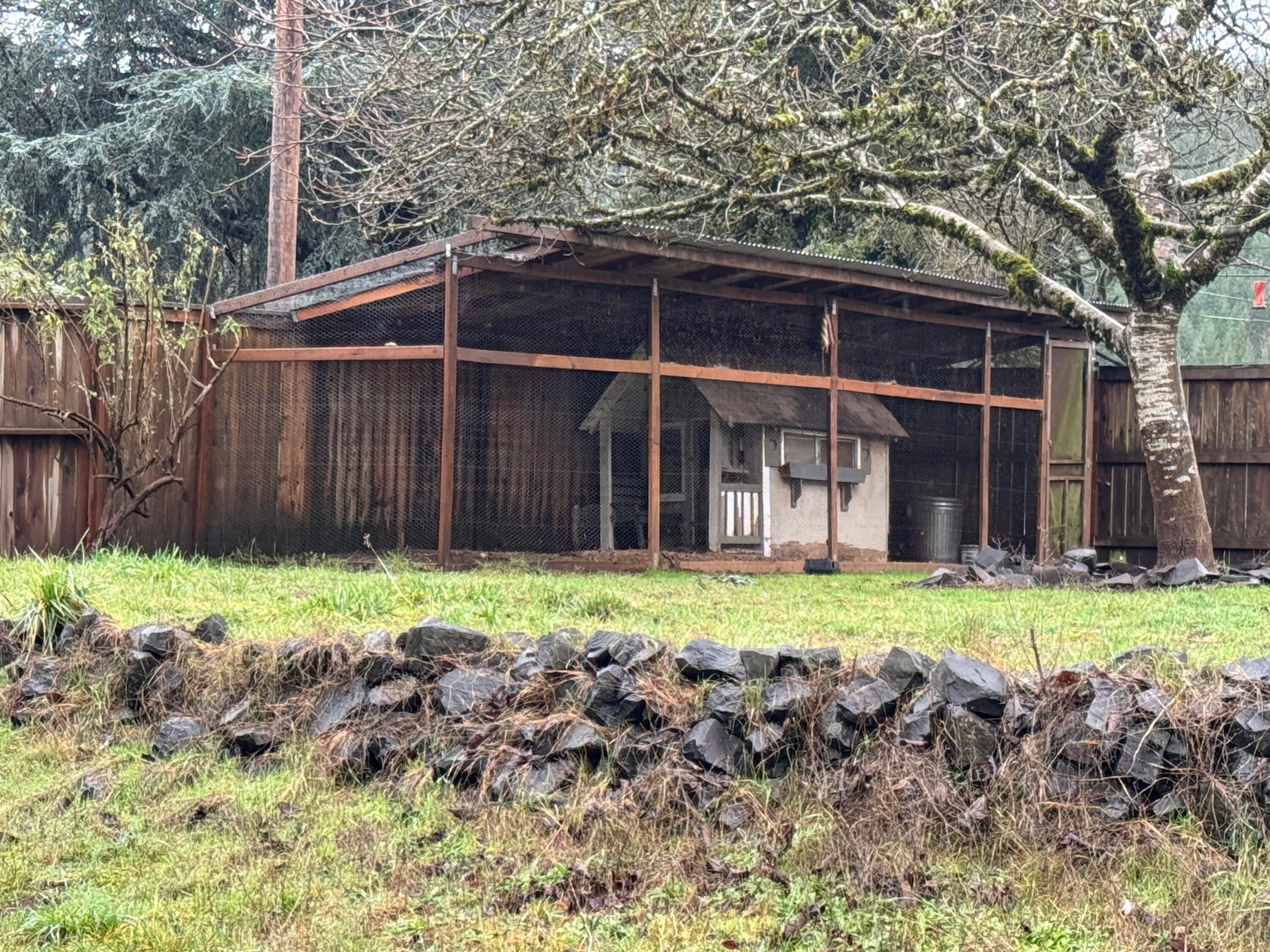92171 Marcola Road Marcola, OR 97454 - Photo 26 of 30 Chicken Coop