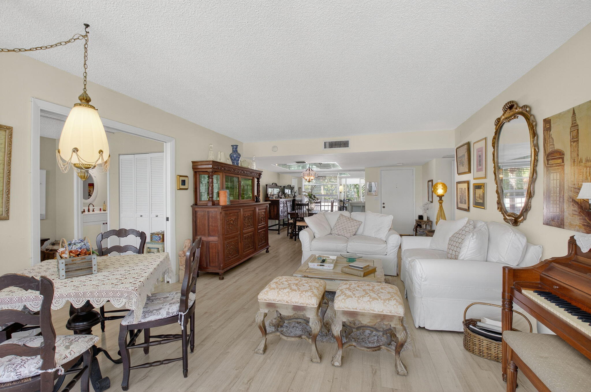 1 Harbourside Drive, Unit 4205 Delray Beach, FL 33483 - Photo 14 of 97 a living room with furniture a table and chairs
