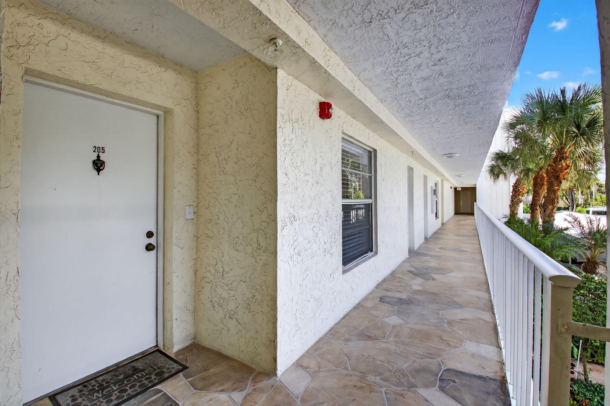 1 Harbourside Drive, Unit 4205 Delray Beach, FL 33483 - Photo 5 of 97 3-web-or-mls-016_DSC_1422