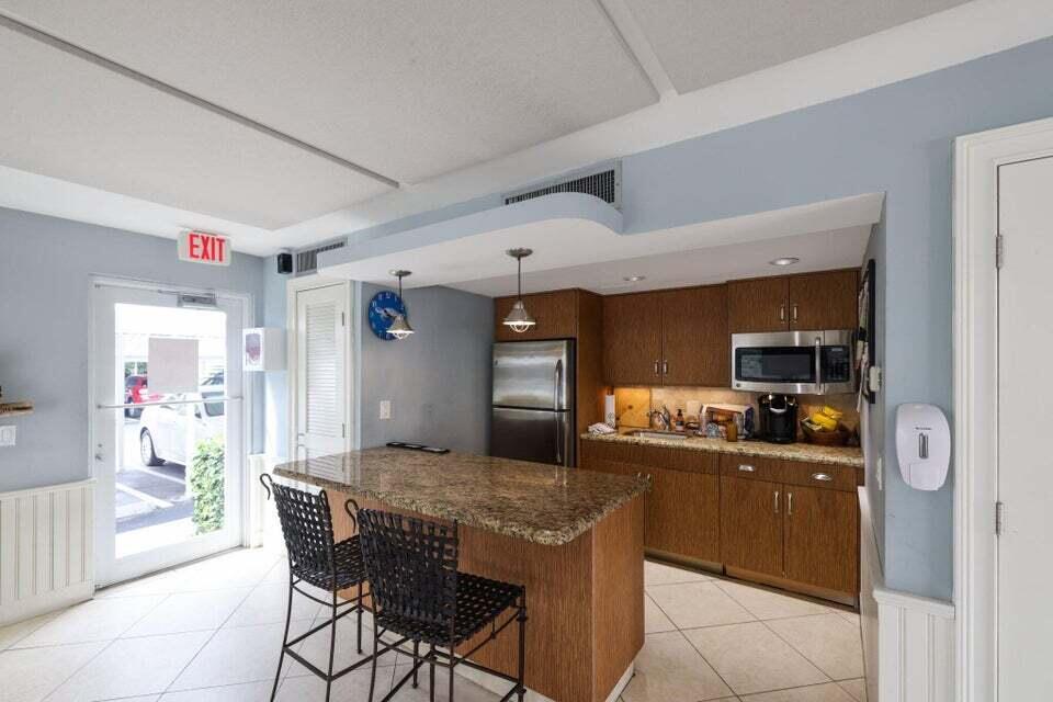 1 Harbourside Drive, Unit 4205 Delray Beach, FL 33483 - Photo 73 of 97 20240313224255051277000000-o