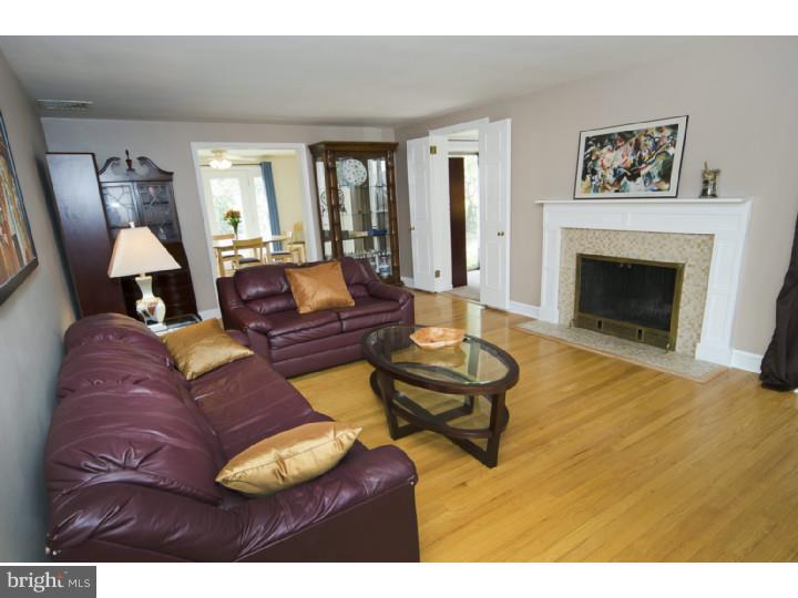 641 Revere Road Merion Station, PA 19066 - Photo 3 of 25 Living Room