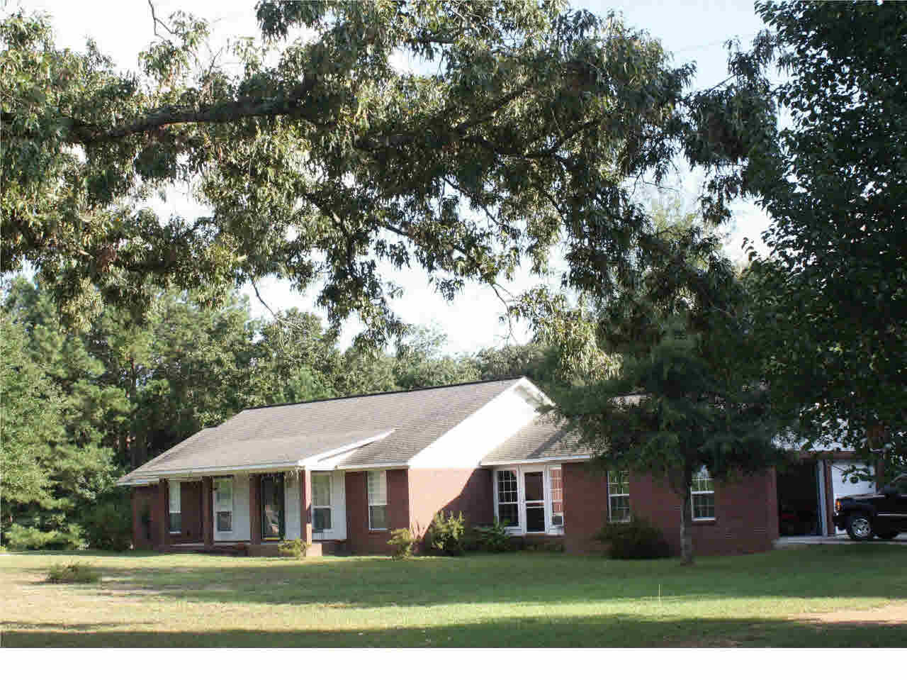 306 Rocky Valley Road Collins, MS 39428 - Photo 2 of 28 Photo 2