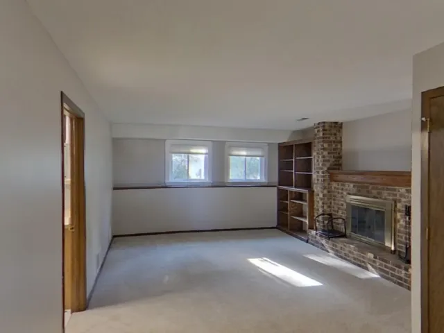 $2,629 | 1701 116th Street East, Burnsville, MN 55337