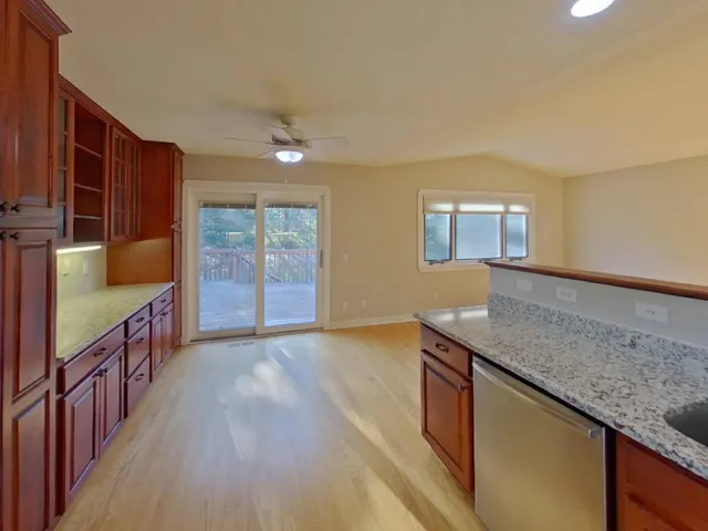 $2,629 | 1701 116th Street East, Burnsville, MN 55337