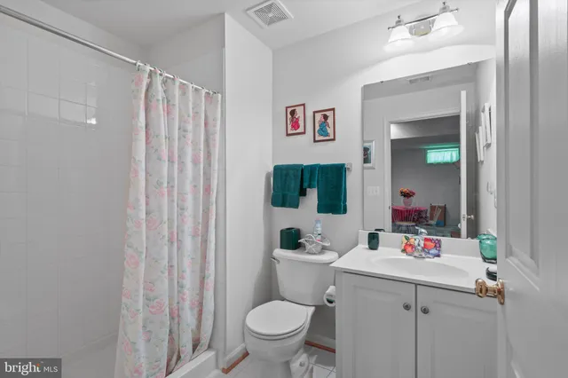 $599,900 | 5417 East Rich Mountain Way, Fredericksburg, VA 22407