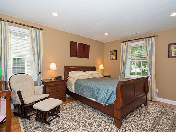 12 Marlborough Road Waltham, MA 02452 - Photo 10 of 19 Gallery Image 10