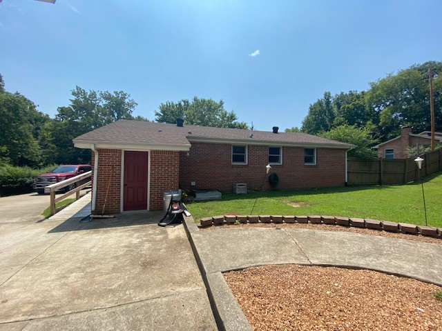 703 Kingsbury Road Clarksville, TN 37040 - Photo 19 of 26 Gallery Image 19