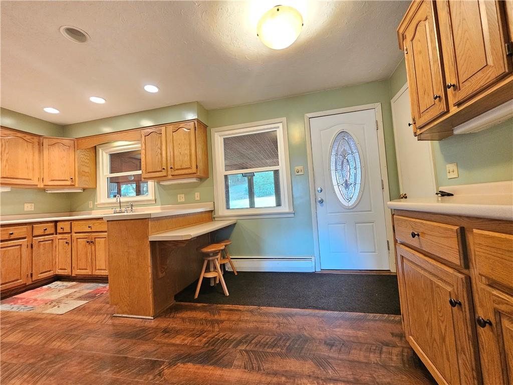 123 Kelly Road Butler, PA 16001 - Photo 31 of 39 Plenty of kitchen cabinets
