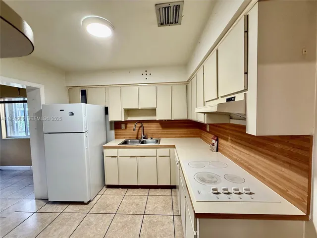 $699,000 | 2801 Southwest 92nd Court, Miami, FL 33165