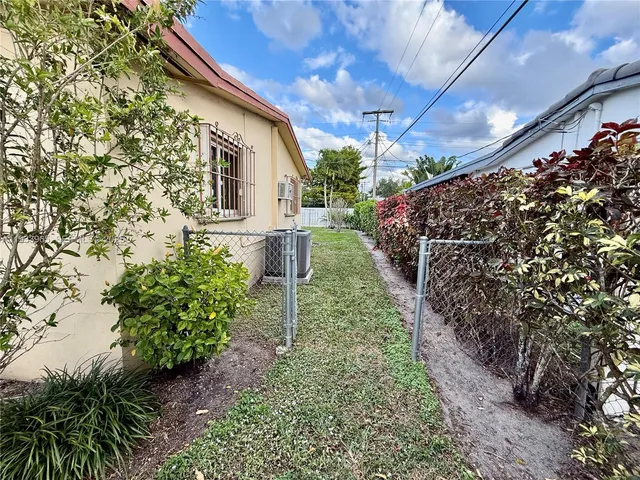 $699,000 | 2801 Southwest 92nd Court, Miami, FL 33165