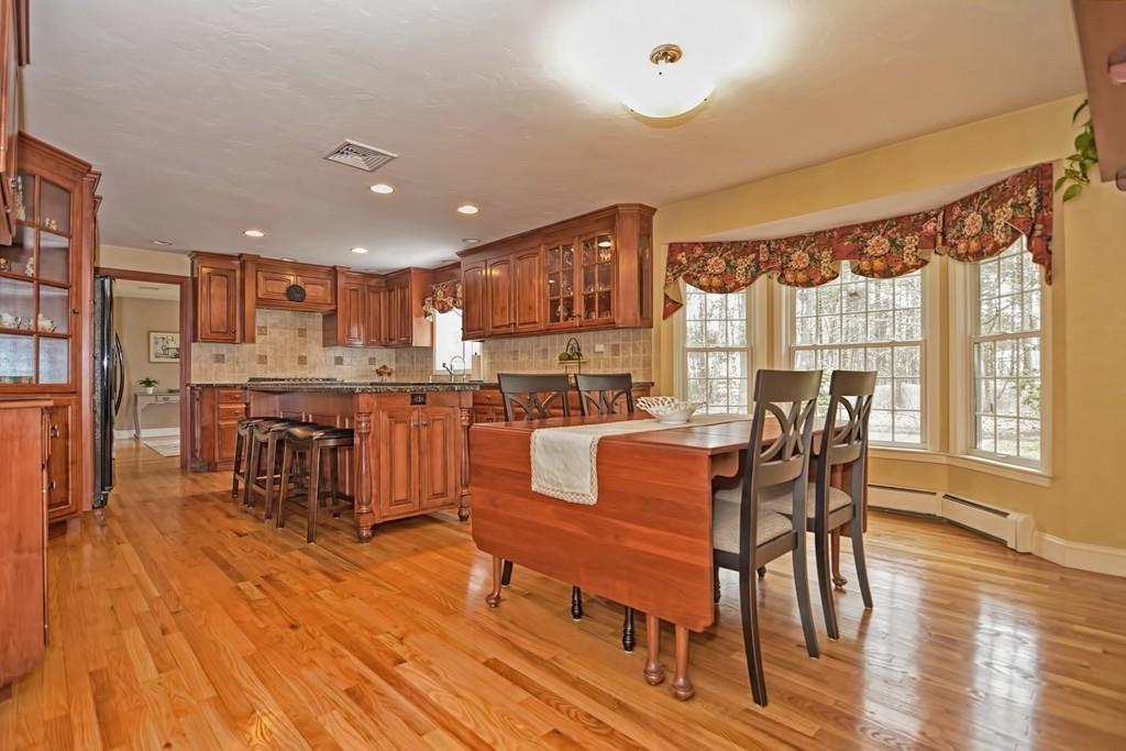 8 Pheasanthill Road Norfolk, MA 02056 - Photo 8 of 42