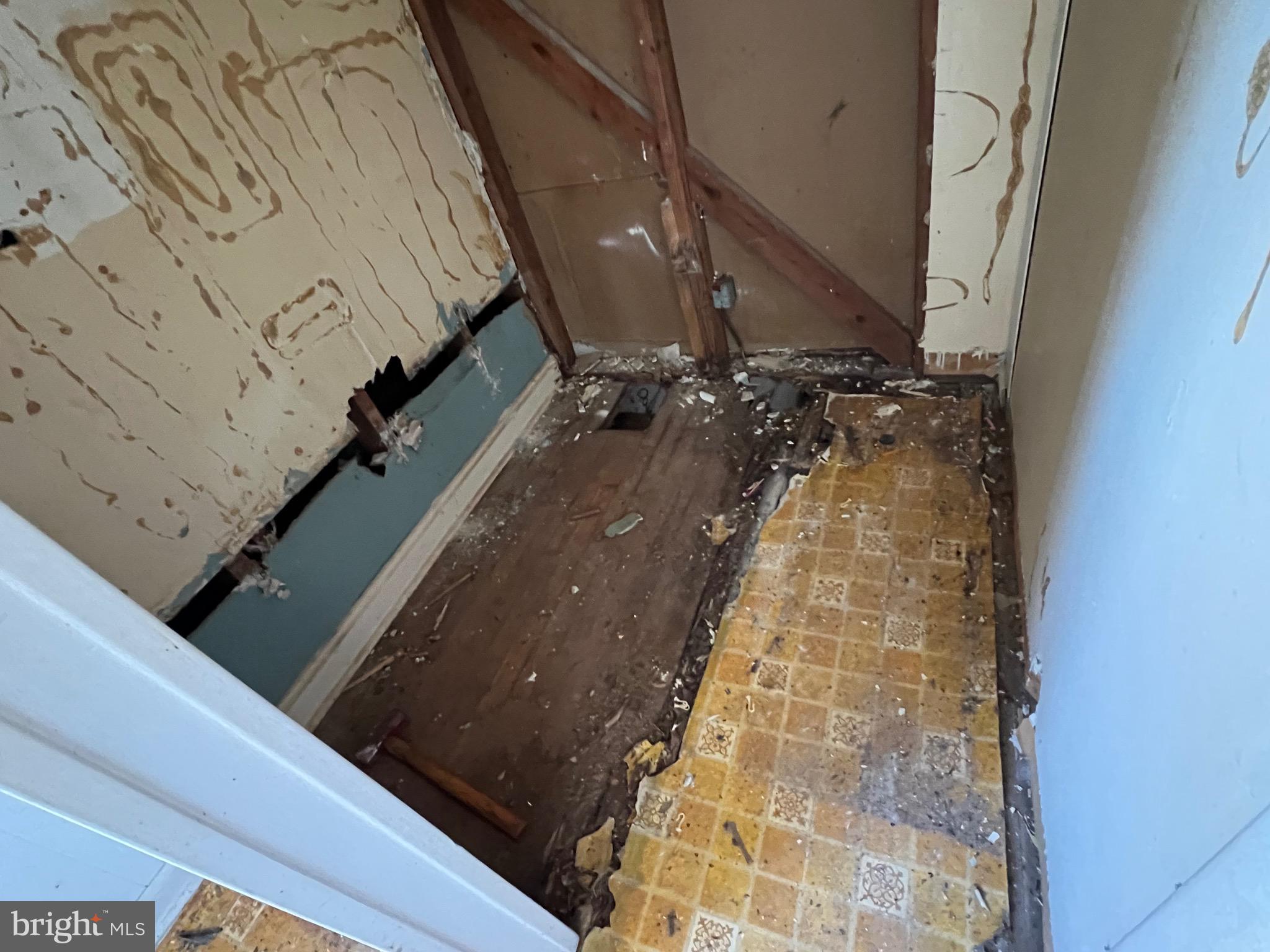 14251 Miller Road Orange, VA 22960 - Photo 21 of 22 a view of entryway