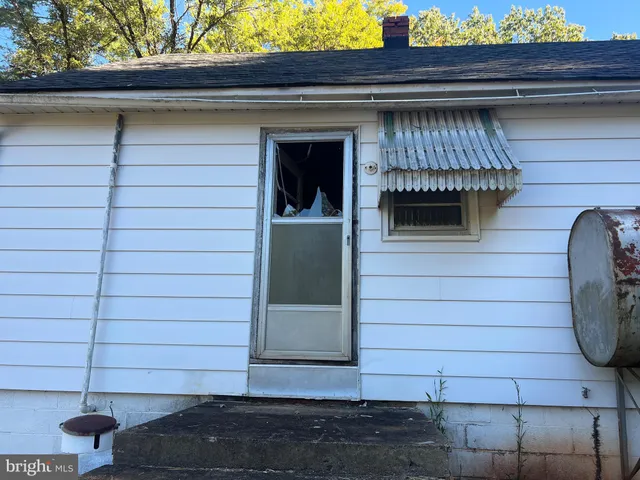 a close view of a house with a outdoor space
