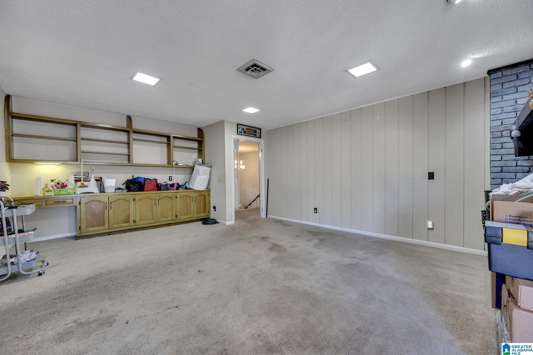 300 Baker Street Warrior, AL 35180 - Photo 14 of 44